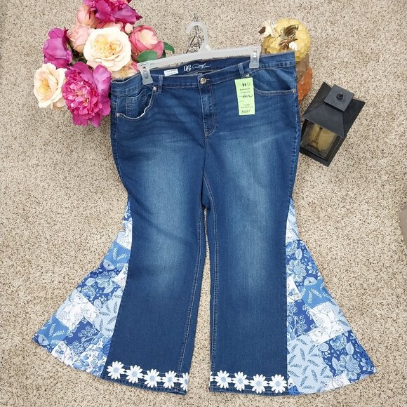 3041 Size 22PW Diane Gilman Upcycled Bell-Bottoms - Picture 1 of 5